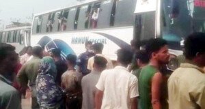 পরিবারের সাথে ঈদ করতে এসে বাস চাপায় প্রাণ গেল সুমাইয়ার