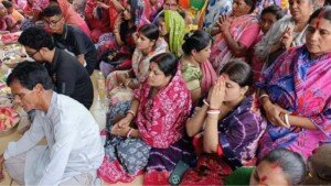 বউমেলায় ভক্তদের ঢল