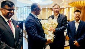 ঢাকায় চীনের বাণিজ্যমন্ত্রী, সঙ্গে ২৫০ বিনিয়োগকারী