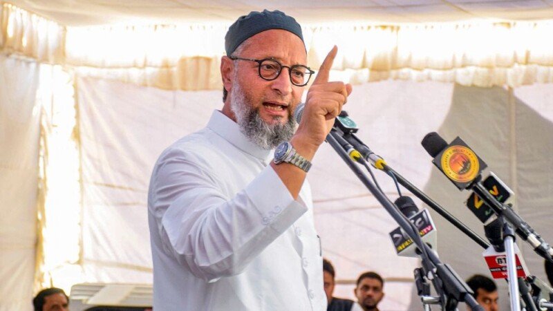 <span style='color:#ff0000;font-size:16px;'>‘শেখ হাসিনাকেই আগে ফেরত পাঠান’</span> <br> বাংলাদেশ ইস্যুতে মোদির মুখোশ খুলে দিলেন ওয়েইসি