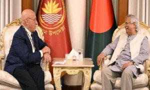 রোহিঙ্গা সহায়তার অনুদান কমে যাওয়ায় ড. ইউনূসের উদ্বেগ