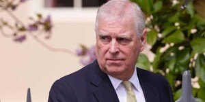 অ্যানড্রুর ‘প্রিন্স’ উপাধি বাতিল, উইন্ডসরের রাজপ্রাসাদ ছাড়তে হচ্ছে