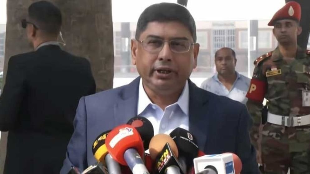 নির্ভয়ে ভোট দিতে বললেন সেনাপ্রধান