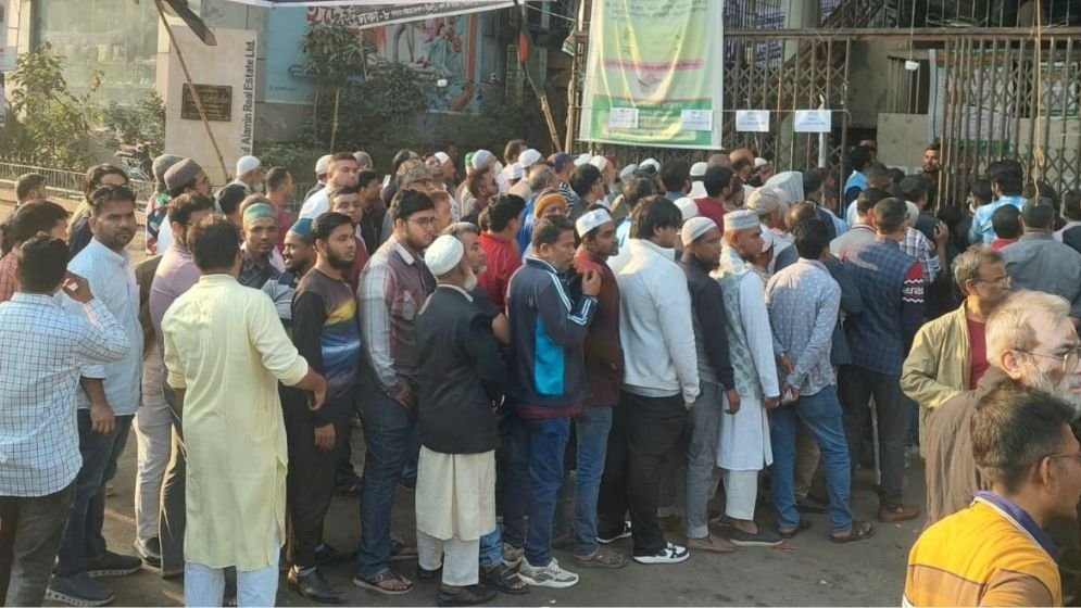 দেশে ভোট উৎসব শুরু