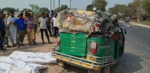 কুষ্টিয়ায় সিএনজি–ট্রাকের মুখোমুখি সংঘর্ষে নিহত ৫