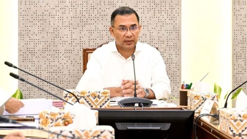 স্কুলের সময় যানজট নিরসনের উপায় খোঁজার তাগিদ প্রধানমন্ত্রীর