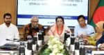 প্রবাসী কার্ডধারীদের জন্য বিমান টিকিটসহ বিশেষ সুবিধা যুক্ত করা হবে : বিমানমন্ত্রী